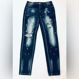 NWOT MaNFINITY  Mens/Women’s Blue Distressed Paint Spackled Skinny Jeans